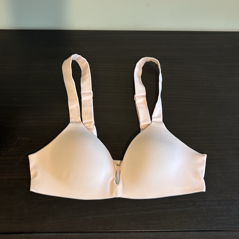 Calvin Klein bras set of 4 - Picture 3 of 7